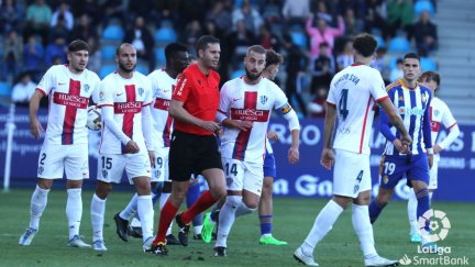 Trujillo Suárez, tras señalar el penalti que decidió el duelo a instancias del VAR.