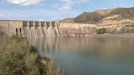 Imagen del embalse de Mequinenza.