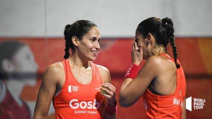 Las hermanas Sánchez Alayeto durante el encuentro de este jueves.
