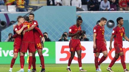 Los jugadores de la Selección celebran el 1-0.
