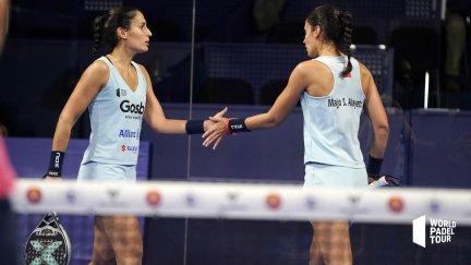 Las hermanas Sánchez Alayeto durante el encuentro de este jueves.