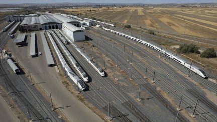 Renfe licita un sistema de seguridad con drones, con una de las bases en Plaza, por 3,5 millones de euros. /   Foto de archivo, EP.