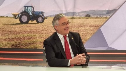 El consejero de Agricultura, Ganadería y Medio Ambiente del Gobierno de Aragón, Joaquín Olona.