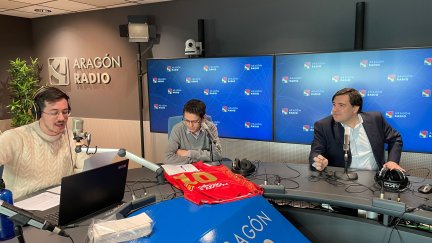 Reynaldo Benito, en los estudios de Aragón Radio este miércoles.