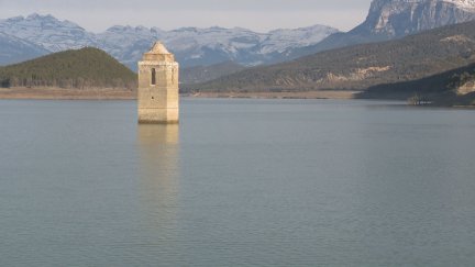 El embalse de Mediano está este miércoles al 52% de su capacidad.