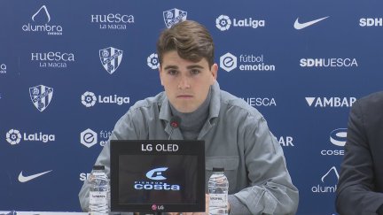 Javi Martínez en rueda de prensa.