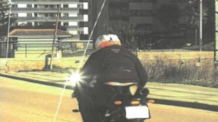 Fotografía del radar captando al motorista a 145 km/h. / Ayuntamiento de Huesca