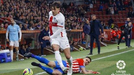 Ratiu durante el encuentro disputado ante el Sporting este domingo.