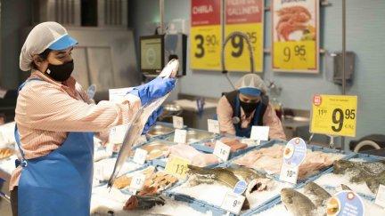 Pescadería en un supermercado. / Foto: Europa Press.