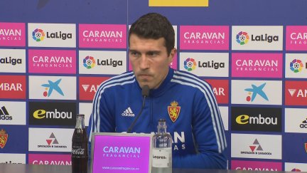 Alberto Zapater en rueda de prensa.