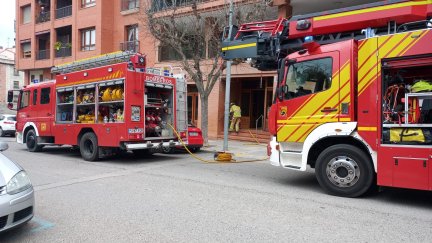 Momento de la intervención de los bomberos, este sábado. | Diputación de Huesca