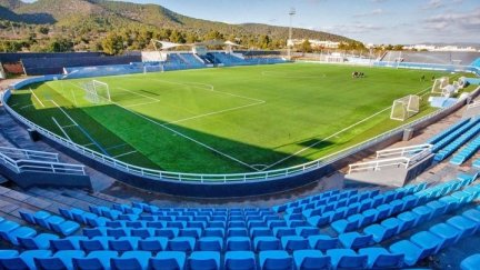 La SD Huesca busca este domingo los tres puntos en Ibiza.