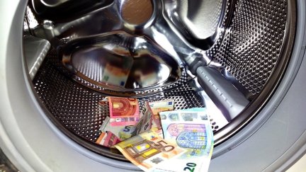 El blanqueo de dinero es uno de los objetivos de la economía sumergida. / Pixabay