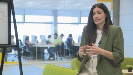 Laura Lacarra es ingeniera informática y ha sido reconocida por la revista Forbes.