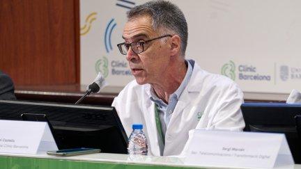 El director médico del Hospital Clínic de Barcelona, Antoni Castells, interviene durante una rueda de prensa para dar explicaciones sobre el ciberataque que sufrió el Hospital Clínic de Barcelona este 5 de marzo de 2023, en Barcelona./ Europa Press.