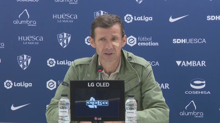 Cuco Ziganda en la previa del partido ante el Villarreal 'B'