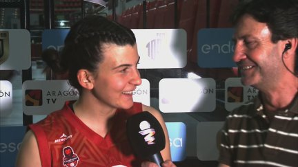 Carmen Grande en Aragón Deportes tras el partido contra el Araski
