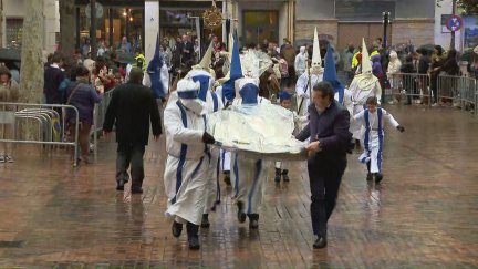 La teóloga Cristina Inogés pronuncia el discurso del pregón de la Semana Santa de Zaragoza