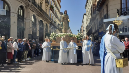 Procesión del Encuentro Glorioso, en Zaragoza. / Claudia Ortín