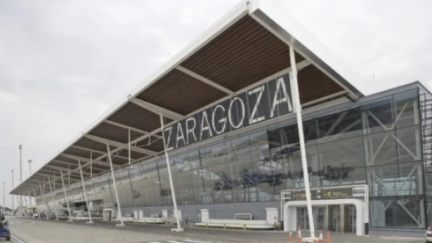 El aeropuerto de Zaragoza ha sumado en marzo un 21% más de viajeros.