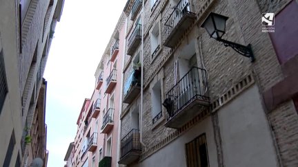 El inmueble desalojado se sitúa en Mariano Gracia, 17, en el barrio del Arrabal, en Zaragoza.