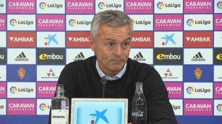 Fran Escribá durante la rueda de prensa tras la victoria ante Racing