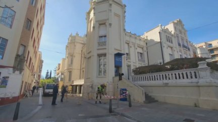 Por precaución, se ha balizado la zona y se ha cerrado la terraza del Casino.