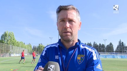Víctor Bravo atiende a Aragón Deporte.