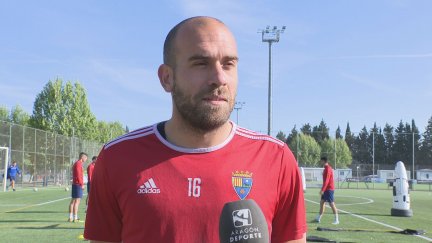 Carlos Javier atiende a Aragón Deporte.