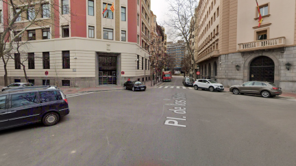 Confluencia de la plaza de Los Sitios con la calle Mefisto, en Zaragoza. | Google Map