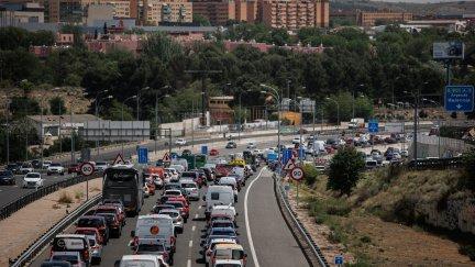Los atascos en la salida de Madrid comenzaron ya el viernes. / Europa Press