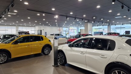 Concesionario de coches. / Europa Press.