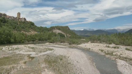 Imagen de este jueves del río Cinca a su paso por Aínsa.