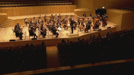 Concierto de orquesta sinfónica en el Auditorio de Zaragoza.