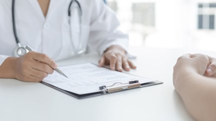 El Gobierno aprueba 580 millones de euros para reforzar la Atención Primaria. / Canva