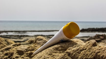 Lo que hay que saber sobre la crema solar y su uso. / Pixabay