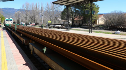 Imagen de las obras de renovación y mejora integral que se llearon a cabo en la línea ferroviaria entre Zaragoza y Canfranc. / Gobierno de Aragón