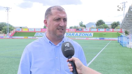 Aniceto Navarro atiende a Aragón Deporte.