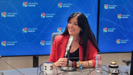 La alcaldesa de Huesca, Lorena Orduna, este martes en los estudios de Aragón Radio.