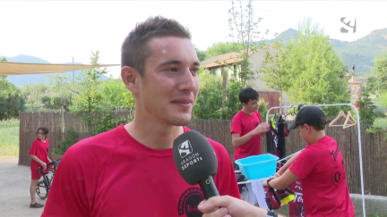 Fernando Barceló atiende a Aragón Deporte.