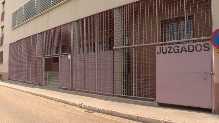 La investigación del crimen sigue abierta por parte del Policía Judicial de Ejea de los Caballeros.