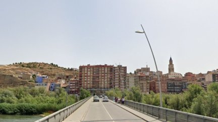 Uno de los accesos a la localidad oscense de Fraga. / Europa Press