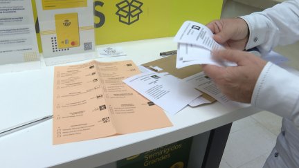 Comienzan a emitirse los votos por correo para las elecciones generales.
