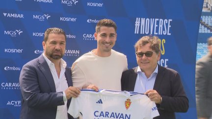 Toni Moya, durante su presentación este viernes en La Romareda.