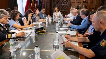 La alcaldesa de Zaragoza, Natalia Chueca, ha hecho balance de los daños ocasionados por la fuerte tromba de agua caída este jueves. / Ayuntamiento de Zaragoza