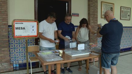 Recuento de votos en las elecciones del 23J.