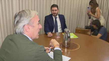 Los responsables autonómicos de PP y Vox se reunieron este martes en el Parlamento autonómico.