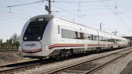 El martes, 1 de agosto, comienza el plazo para obtener los abonos gratuitos de Renfe. / Europa Press