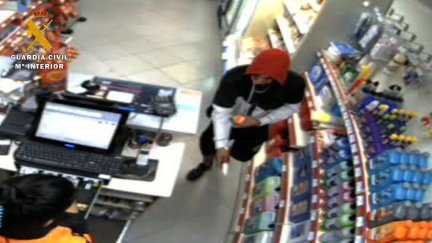 Los hechos se produjeron en la madrugada del 26 de julio en Tauste. / Guardia Civil