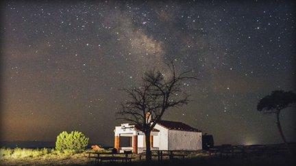 Las estrellas turolenses lucen aún más en verano.
